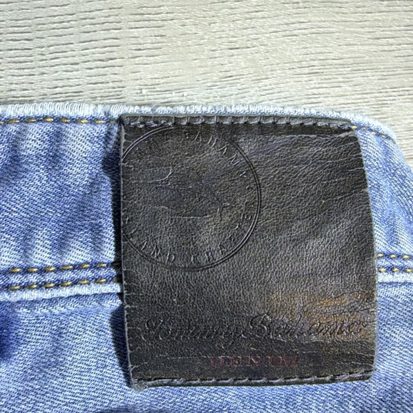 Tommy Bahama Mens Jeans Medium Wash Straight Leg Size 42x32 Stretch Tropical - Picture 6 of 8